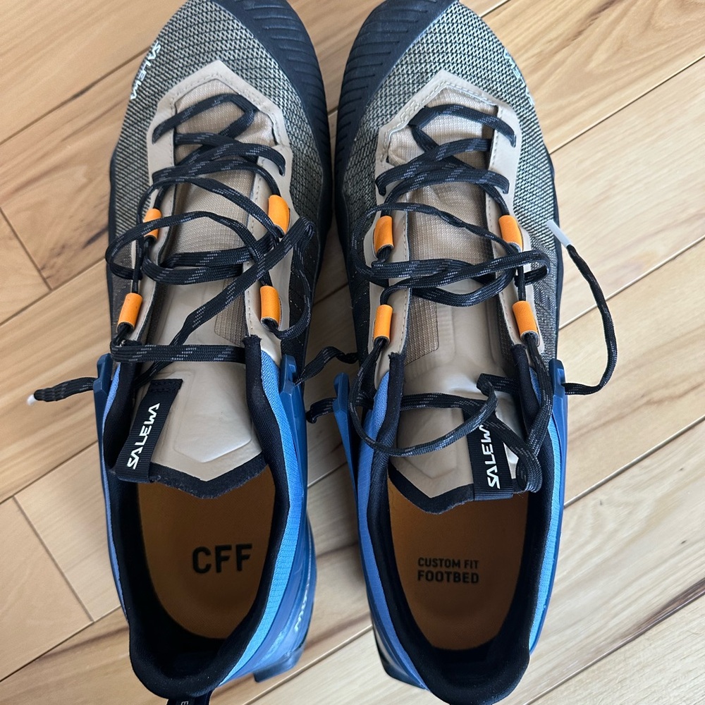 Men's Multi-Color Hiking Shoes - Picture 3 of 5